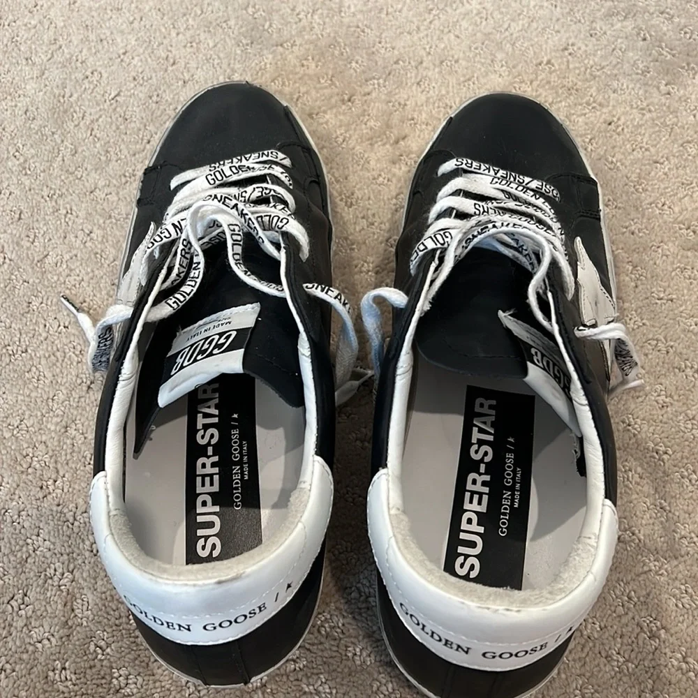 Golden Goose Superstar Low Top Sneaker - Picture 6 of 7